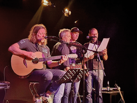 Jon Bon Deppe & Freunde – Hysterisches Weihnachtskonzert